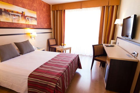 Golden Port Salou & Spa 11 av 29