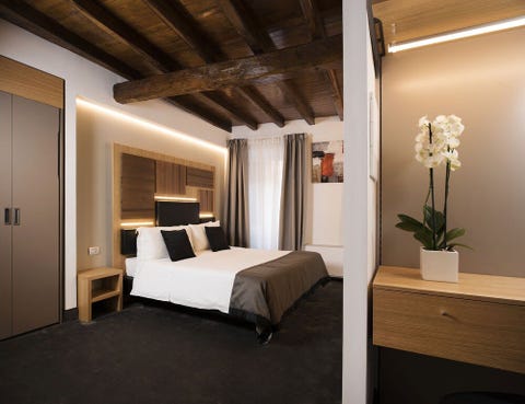 Trevi Hotel 6 av 9