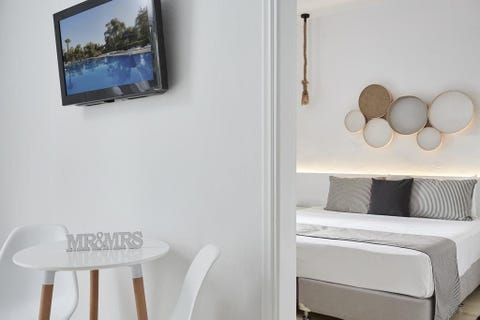 Mr. & Mrs. White Corfu - Adults only 6 av 13
