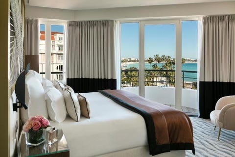 Hotel Le Majestic Barriere Cannes 4 av 9