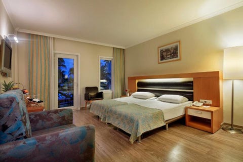 Crystal Flora Beach Resort - All Inclusive 5 av 8