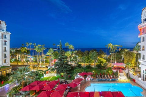 Hotel Le Majestic Barriere Cannes 9 av 9