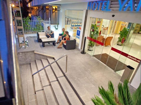 JS Yate Hotel 6 av 21