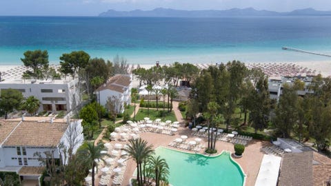 Iberostar Waves Ciudad Blanca 2 av 18
