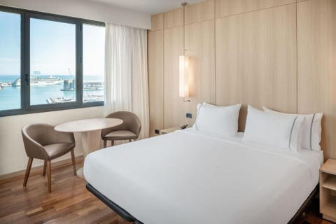 AC Hotel Malaga Palacio by Marriott 3 av 12