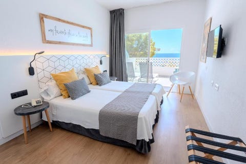 Flamboyan Caribe Hotel & Spa 5 av 7