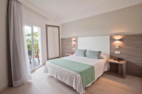 Fergus Bermudas Hotel 7 av 11