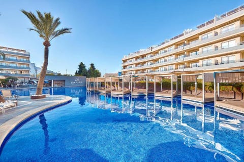Zafiro Palmanova 1 av 8