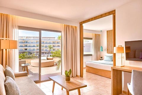 Zafiro Palmanova 5 av 8