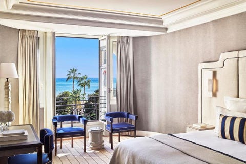 Hotel Le Majestic Barriere Cannes 3 av 9