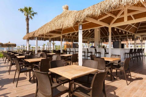 Ramada Resort by Wyndham Lara 5 av 10