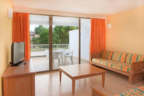Iberostar Waves Ciudad Blanca 16 av 18