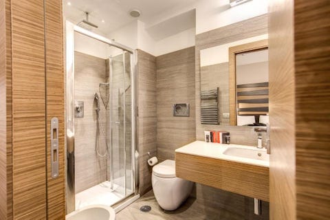 Trevi Hotel 5 av 9