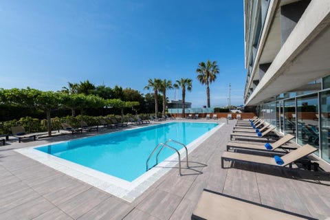 Hotel Atenea Port Barcelona Mataro 2 av 13