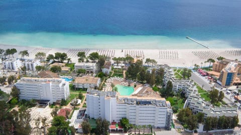Iberostar Waves Ciudad Blanca 3 av 18