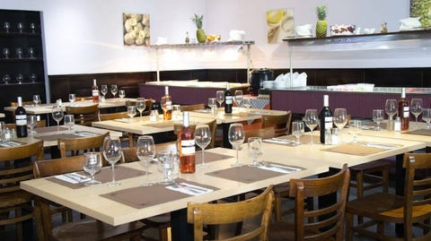 Casual Pop Art Benidorm 17 av 36