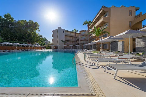 Sun Beach Hotel 5 av 15