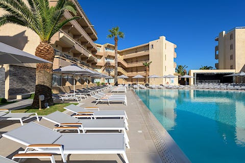 Sun Beach Resort Complex 9 av 20