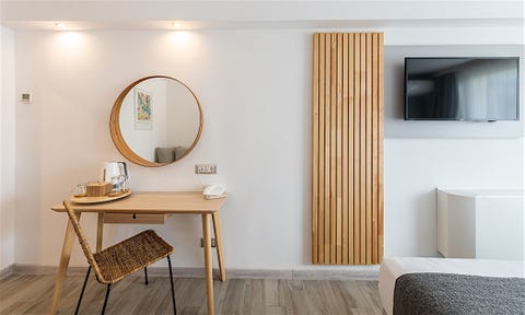 iHotel 9 av 26
