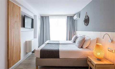 iHotel 8 av 26