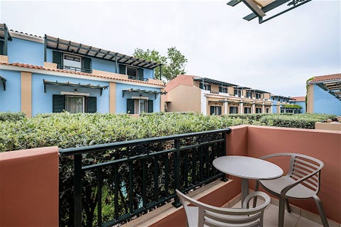 Mediterranean 25 av 32