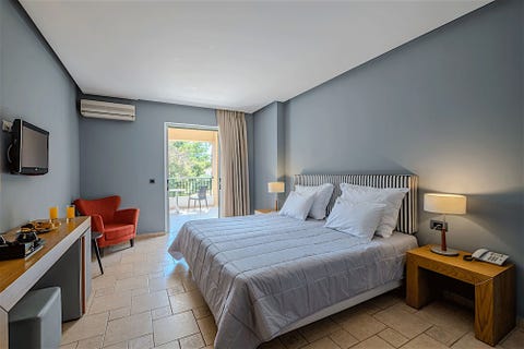 Mediterranean 24 av 32