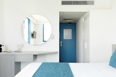 Anonymous Beach Hotel 11 av 24