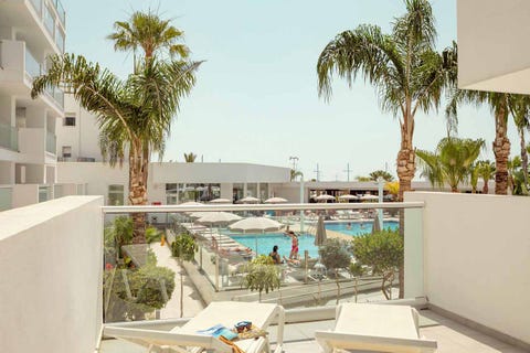 Limanaki Beach Hotel 24 av 31