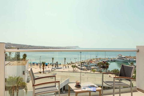 Limanaki Beach Hotel 9 av 31