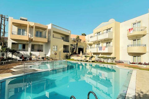 Melina Beach 2 av 48