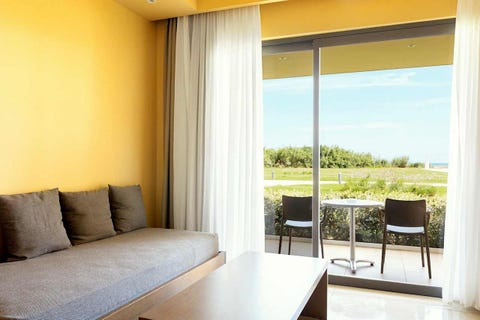 Ilion Beach 12 av 43