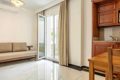 Alexandra Beach 14 av 50