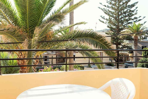 Marias Studios & Apartments 3 av 13