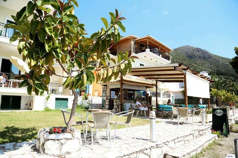 Madouri Beach Hotel 5 av 9