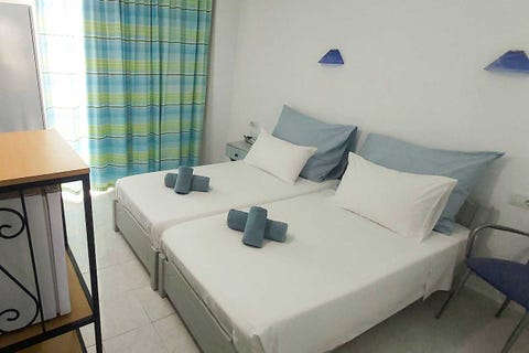 Dimitra 5 av 14