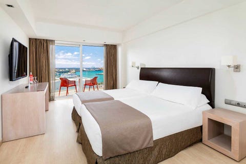 Hotel Cristina by Tigotan 15 av 38