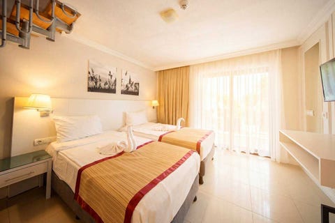 Tropic 4 av 31