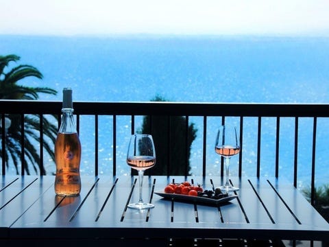 Hva med jul og nyttår i Nice?   -  Unik leilighet med sjøutsikt i gamlebyen