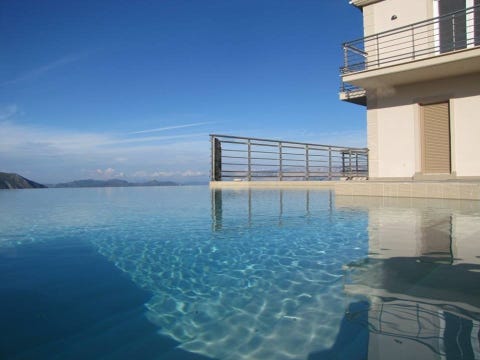 LEFKAS, STOR VILLA, FANTASTISK UTSIKT, NORSK EIER