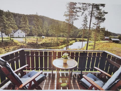 🏡 Ukesleie ved Moisund – idyllisk hus ved elvebredden. Ledig uke 25–33