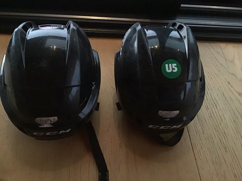 2 stk hjelmer til salgs 2 stk hjelmer til salgs Hundvåg