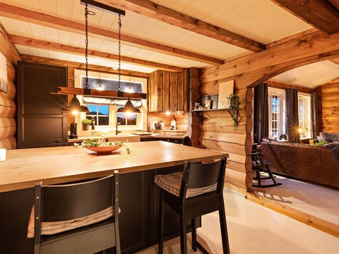 Koselig og moderne laftehytte med høy standard