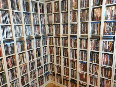 Masse DVD og Blu-ray selges billig, brukt til salgs  Sandnes