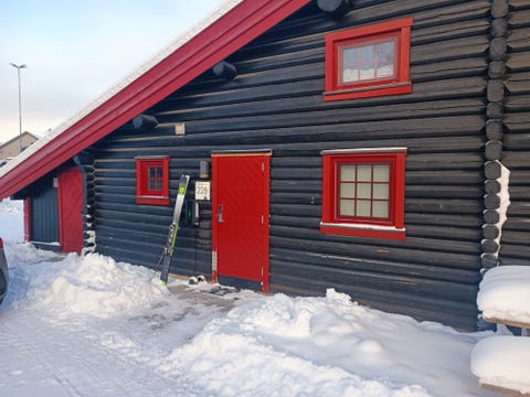 Vikinggrenda plass til 6 voksne - Perfekt plassert i forhold til aktiviteter.