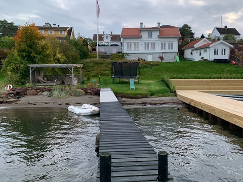 Solrik eiendom med anneks, egen brygge og strandlinje. Husøy/iTønsberg