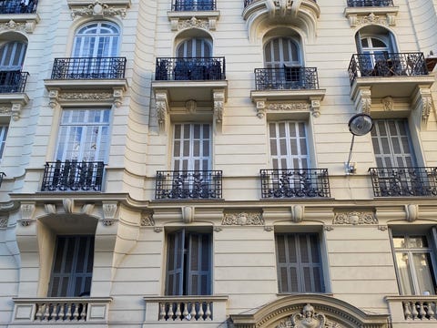 Leilighet i hjertet av Nice - vakker utsikt, med to balkonger og heis!