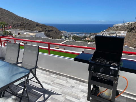 Nydelig helt nyoppusset leilighet med havutsikt i Puerto Rico, Gran Canaria