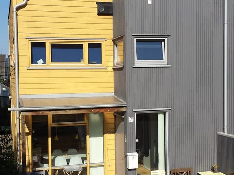 Rekkehus nær marka og badeplass med kort vei til sentrum