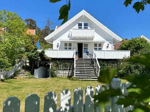 Stort sommerhus rett ved sjøen i Bølingshavn på Hvaler