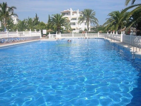 MARBELLA - ELVIRIA DEL SOL - Lekker leilighet på bakkeplan.